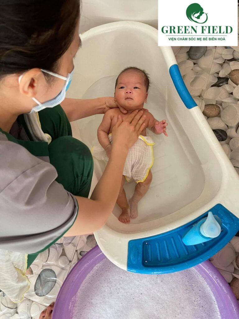 Review dịch vụ tắm cho trẻ sơ sinh tại nhà ở Biên Hòa