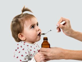 siro-ho-long-dom-cho-tre-so-sinh-loai-nao-tot-bluecare