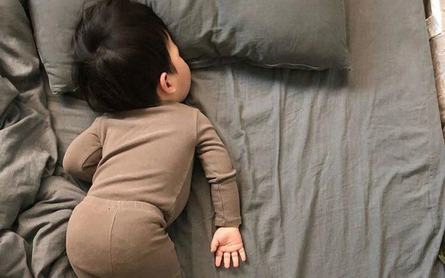  Trẻ ngủ sớm và trẻ ngủ muộn có sự khác biệt rõ ràng